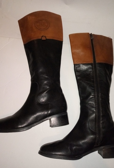 Etienne Aigner brown and black riding boots - Picture 10 of 16